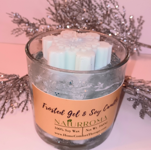 Frosted Fir Gel Soy Candle - Picture 5 of 6